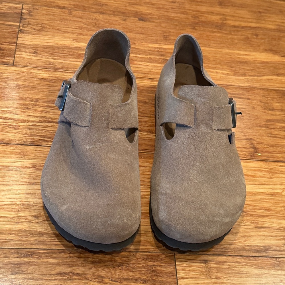 Birkenstock size 36 (us 6) nice London suede shoes
